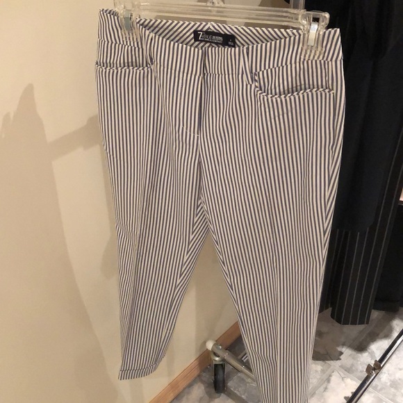 Cropped summer pants - Picture 3 of 3